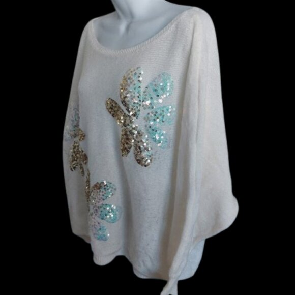 Soft Sweater with Sparkly Sequined Flowers Size 1XL - Picture 2 of 5